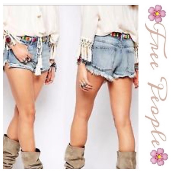 Free People Pants - 💕SALE💕Free People Denim Embroidered Shorts